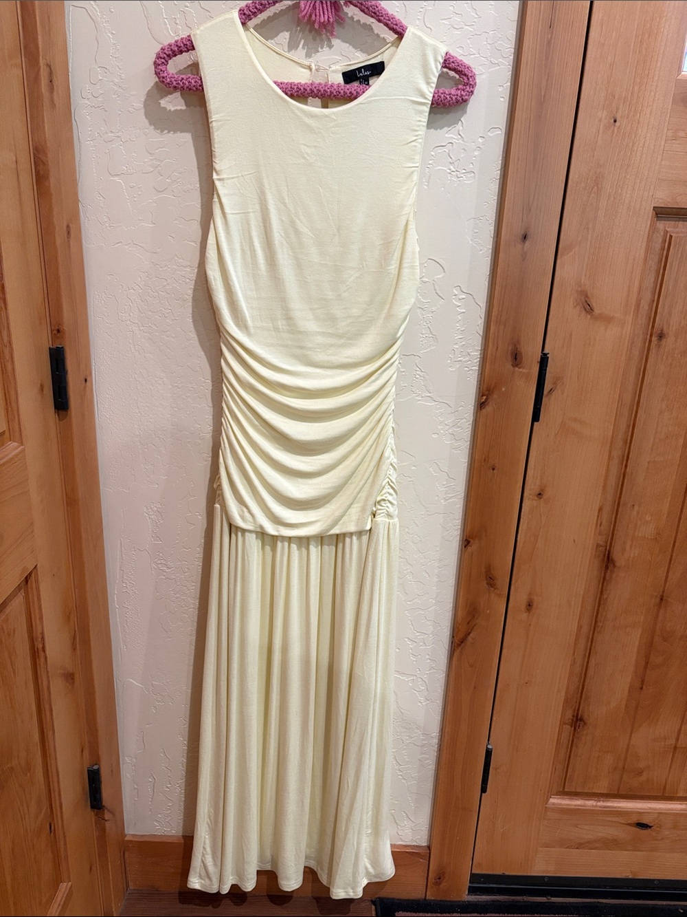 lulus Sleeveless Pale Yellow Maxi Dress with Ruched Sides Size Medium